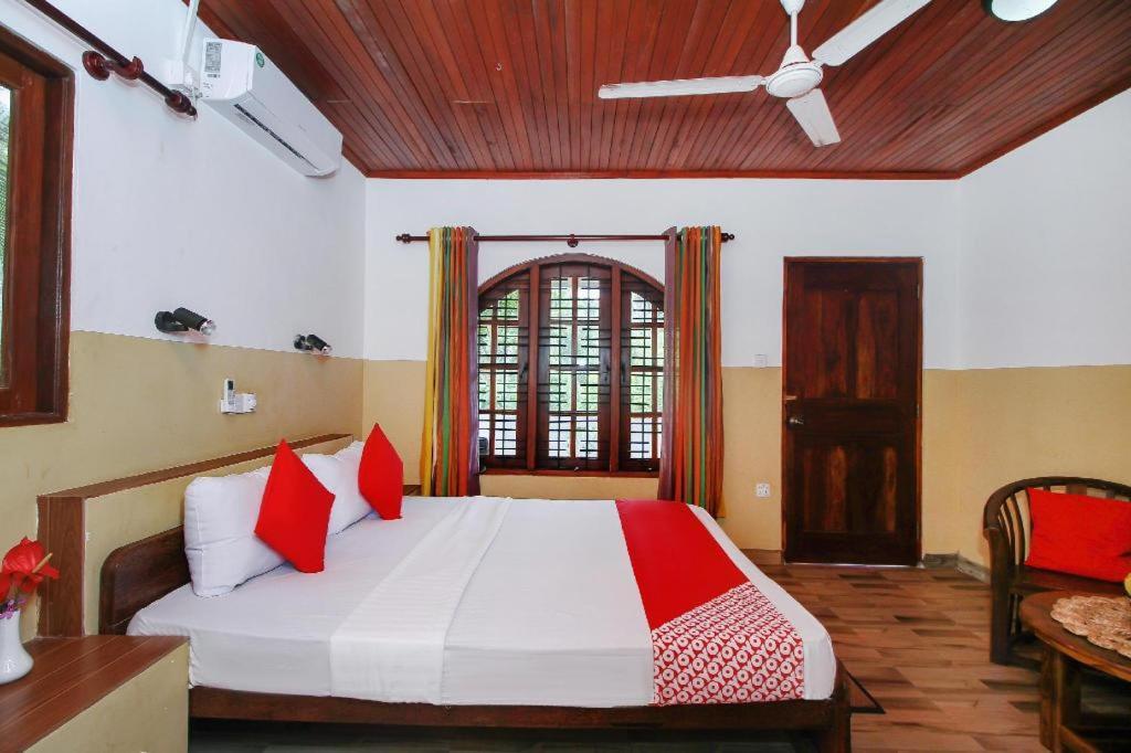 Sunny'S Garden Hotel Ambalangoda  Buitenkant foto